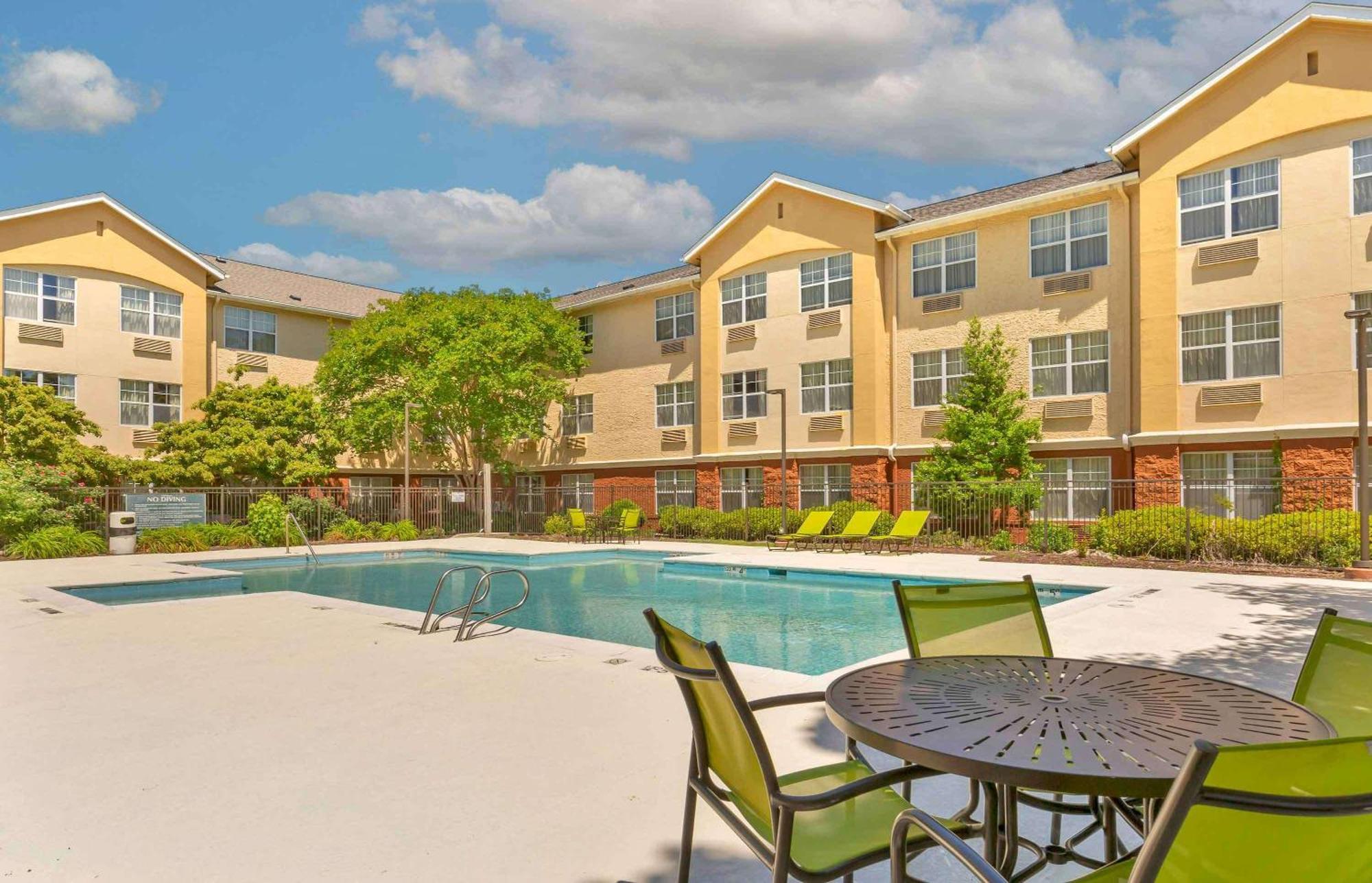 Extended Stay America Suites - Raleigh - Rtp - 4919 Miami Blvd Durham Zewnętrze zdjęcie